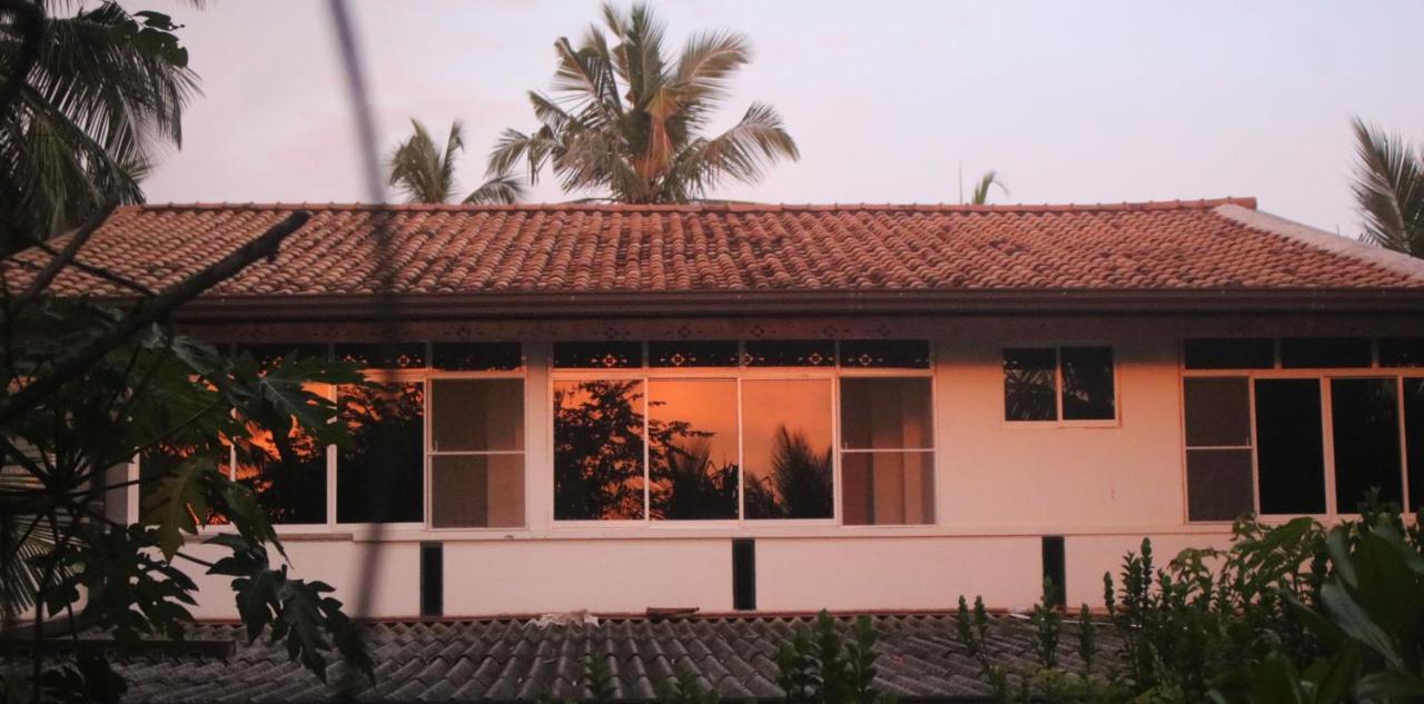 Happy Cocos Beach House Васкадува Экстерьер фото